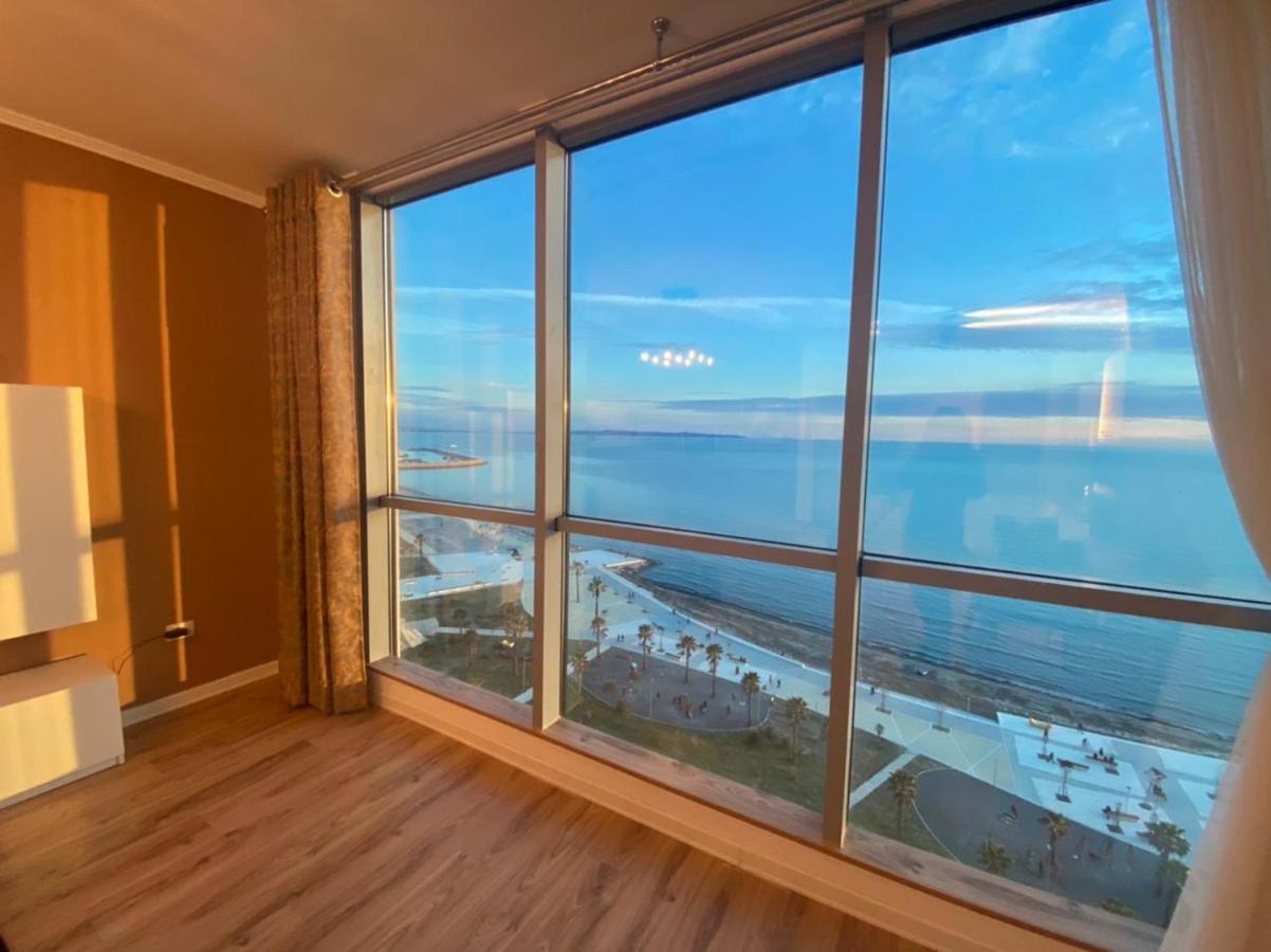 City Center& Sea View Apartment Durres Bagian luar foto